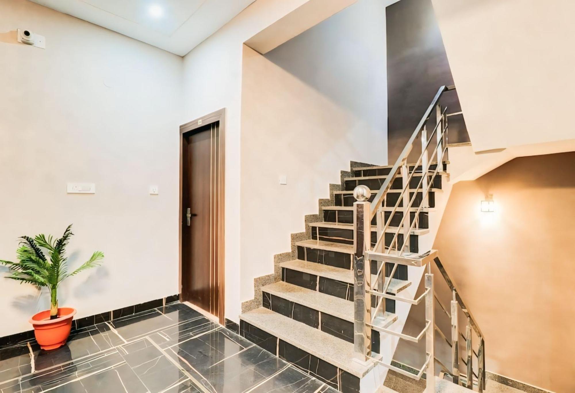 Hotel Sky Heights Jaipur Habitación foto